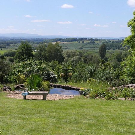 Prospect Barn Bed & Breakfast Hereford Exterior photo